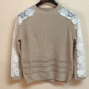 🍀3 for $12🍀 Lovely Lace